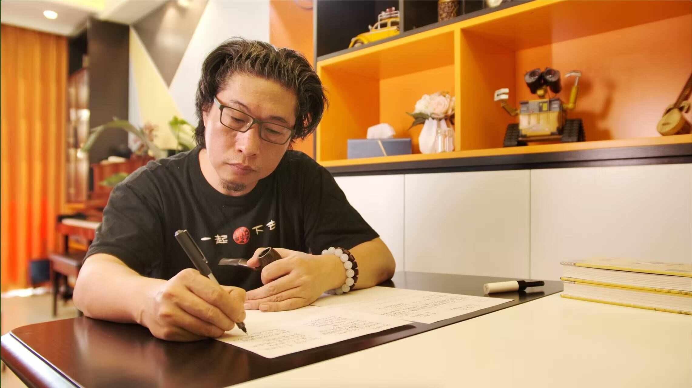 图片[1]-独家 | 粤语版十五运会会歌《气势如虹》作词梁天山：用粤语传递大湾区精神与力量-上淘有品虚拟资源下载