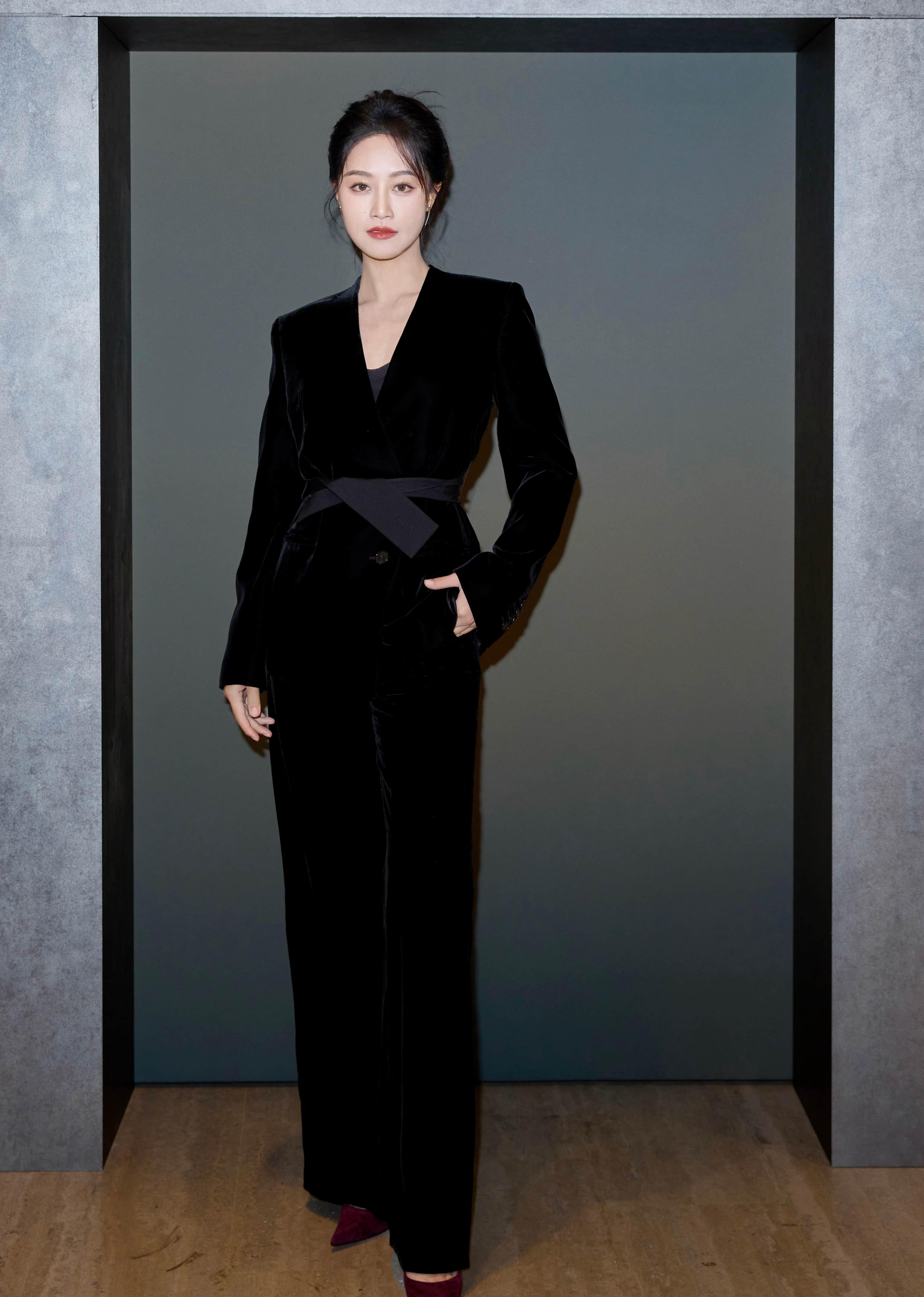 图片[1]-独家丨粤产大剧《风与潮》女主演蓝盈莹：从温室花朵到烽火玫瑰，乔音婉的成长弧光最动人-上淘有品虚拟资源下载