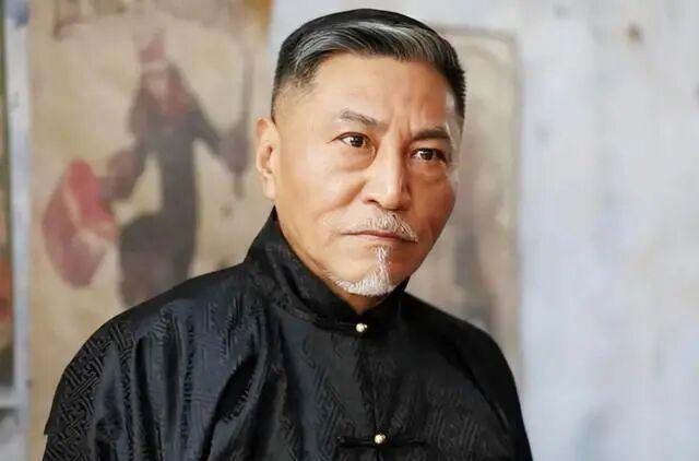  痛心！66岁资深演员去世，系老戏骨牛犇次子，曾参演《琅琊榜》《老酒馆》等影视剧